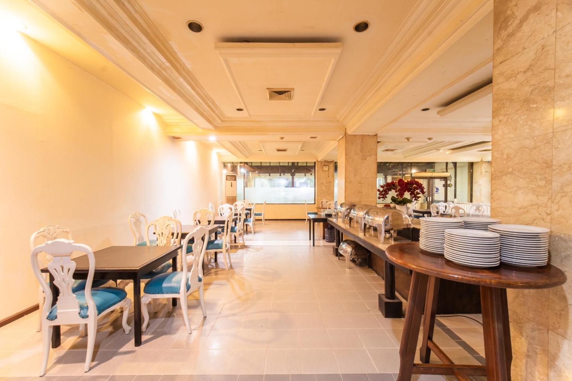 Adika Hotel Bahtera Klandasan Kecil Εξωτερικό φωτογραφία