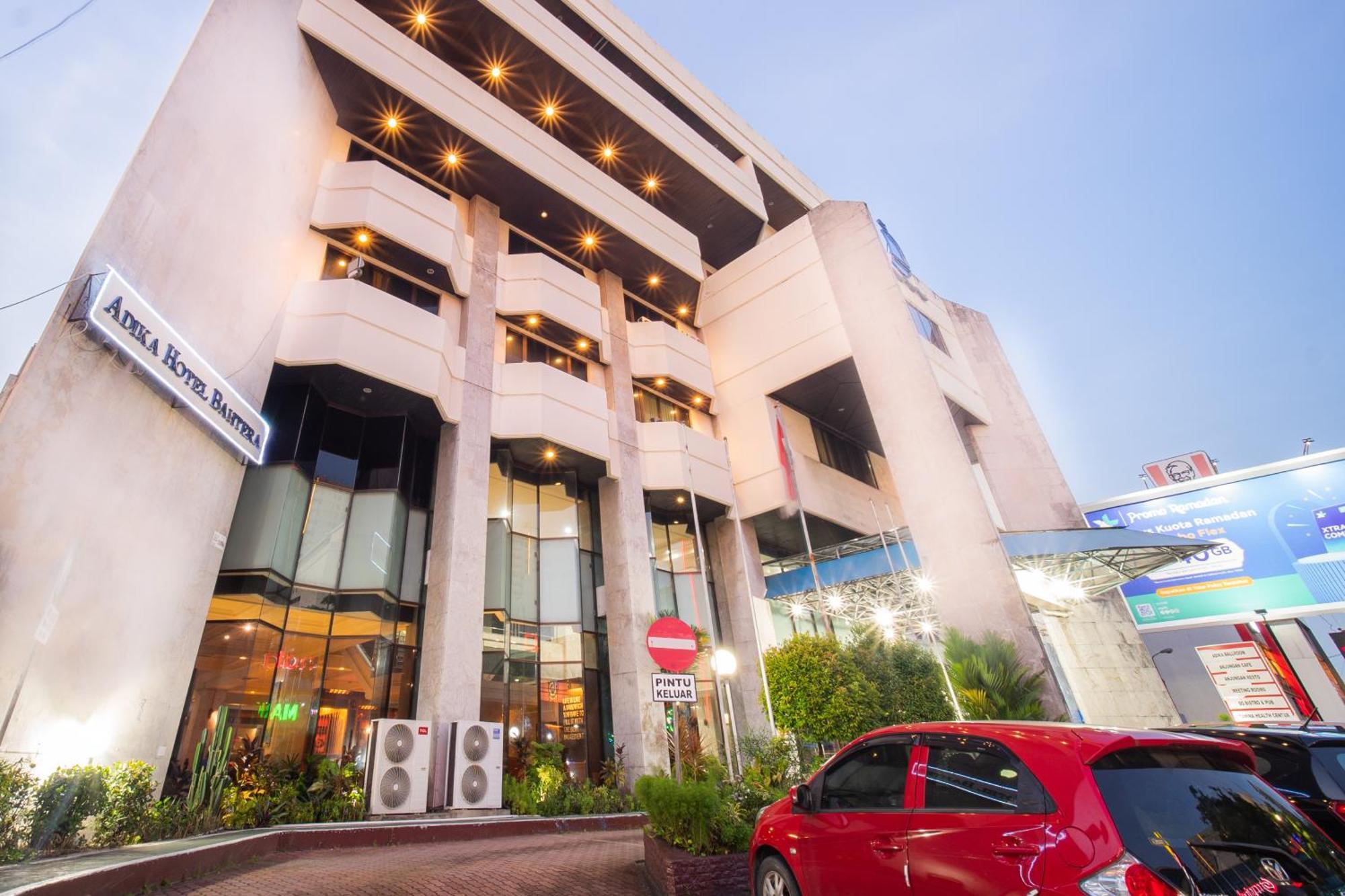 Adika Hotel Bahtera Klandasan Kecil Εξωτερικό φωτογραφία
